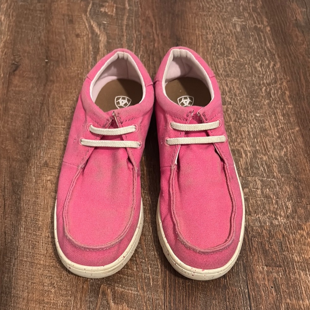Ariat Women's Pink Hilo